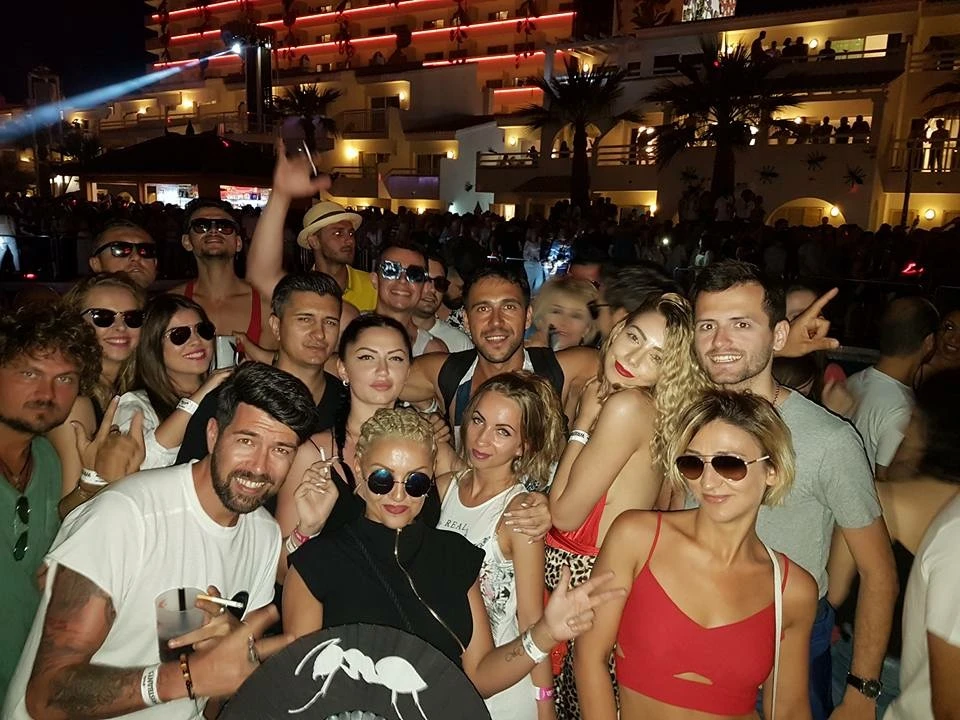 Vacanta de grup in IBIZA
